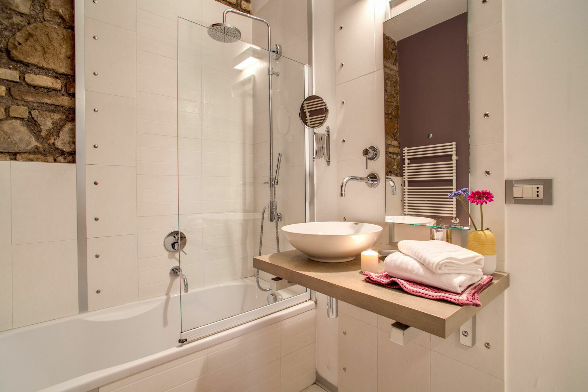 Aweshome - Scarlet Dream Appartement